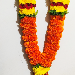 Pooja Flowers - Orange Marigold Needle Garland – 1.5ft